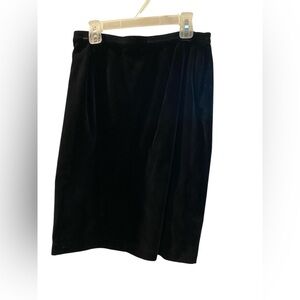 Thierry Mugler retro black velvet fully lined no slit pencil skirt,  42